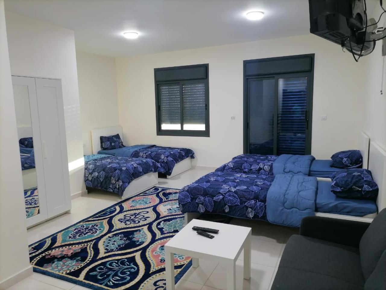 Apartmán For Women Only - للنساء فقط Umm al-Amad Exteriér fotografie
